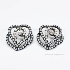 ต่างหูแบบแป้น-รูปหัวใจประกายเพชร-056-2