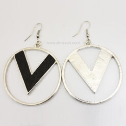 ต่างหูแแบบห้อย-แฟช่ัน-วงกลมล้อมตัว V-064-1