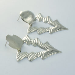 ต่างหูสไตล์ยุโรป ทรงสามเหลี่ยมเงินทั้งชิ้น-077-2