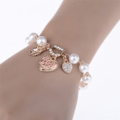 สายรัดข้อมือ โซ๋ไข่มุก ห้อยหัวใจ-022-3