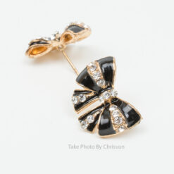 ต่างหูทรงรูปโบว์ สีดำปักด้วยเพชร-103-3