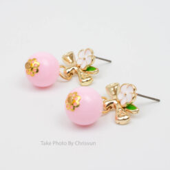 ต่างหูดอกไม้ ห้อยด้วยตุ้มสีชมพู-152-3