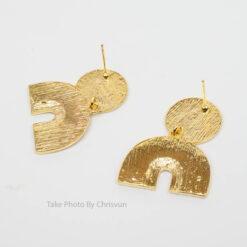 ต่างหูห้อย วงรีครึ่ง สีรุ้ง-121-2