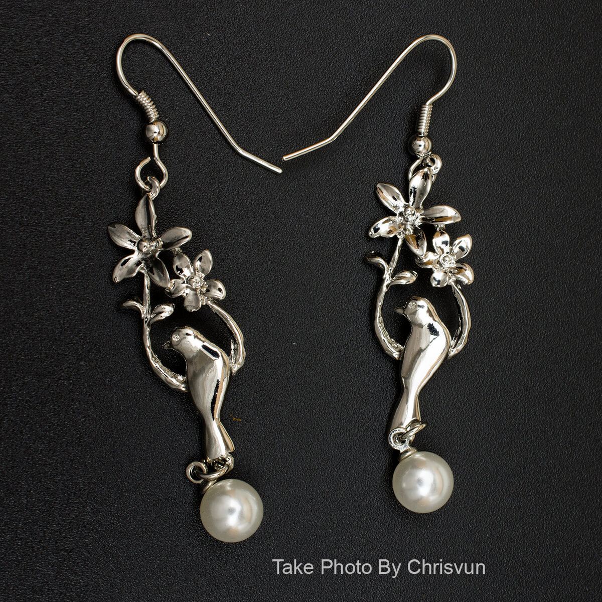 ต่างหูแบบตะขอ ห้อยนกพิราบ-190-1 ต่างหูแบบตะขอ ห้อยนกพิราบ-190-1