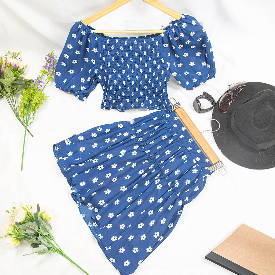 ชุดเชท เสื้อครอป+กระโปรง-887 ชุดเชท เสื้อครอป+กระโปรง-887